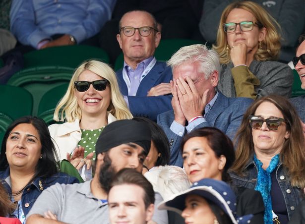 0_Phil-HarrisDaily-Mirror-Sunday-Mirror-ExpressStar-Sunday-Express-Star-on-Sunday.jpg