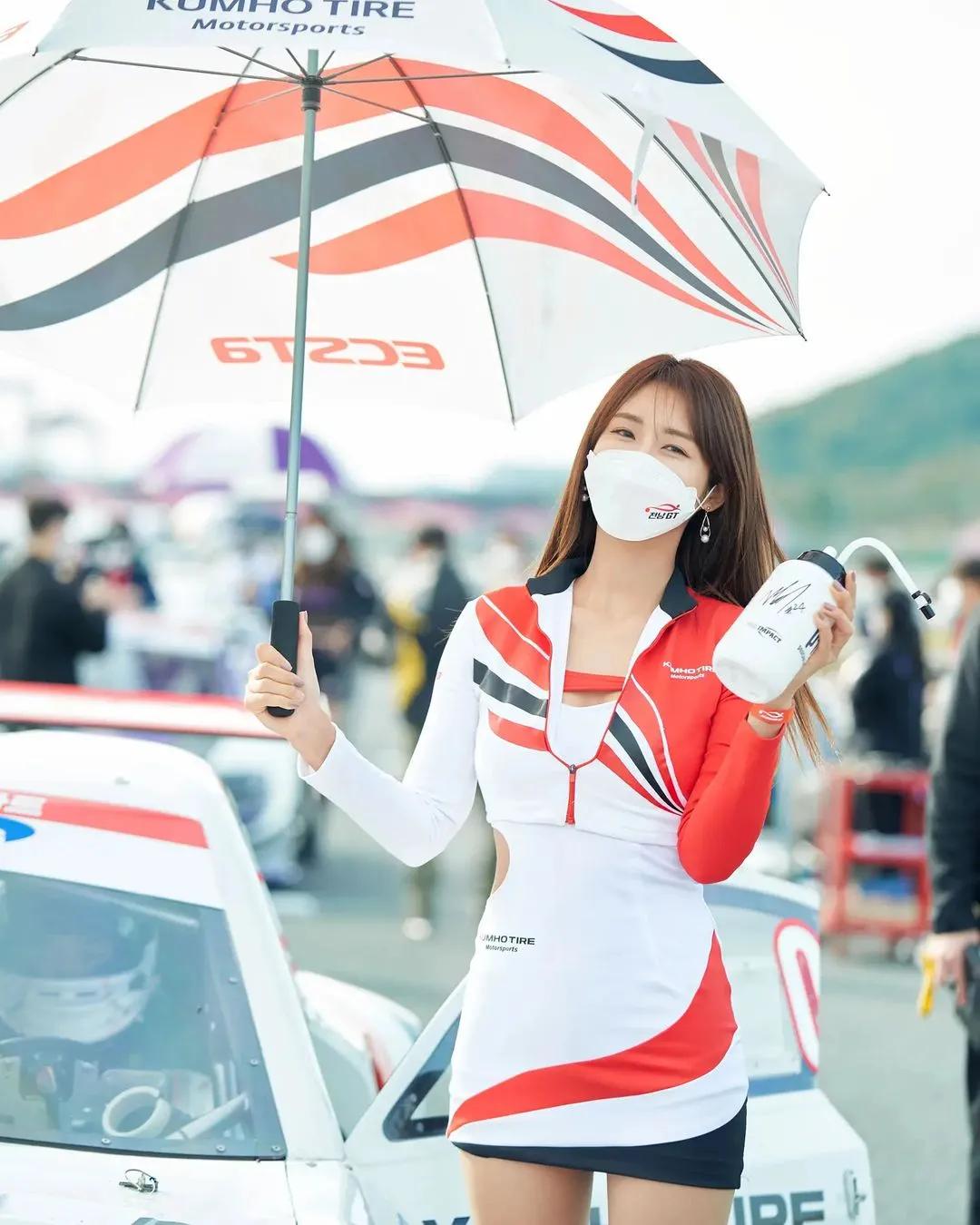 12c3170b137e40cc85b97f8c3b5d3a6d.jpg