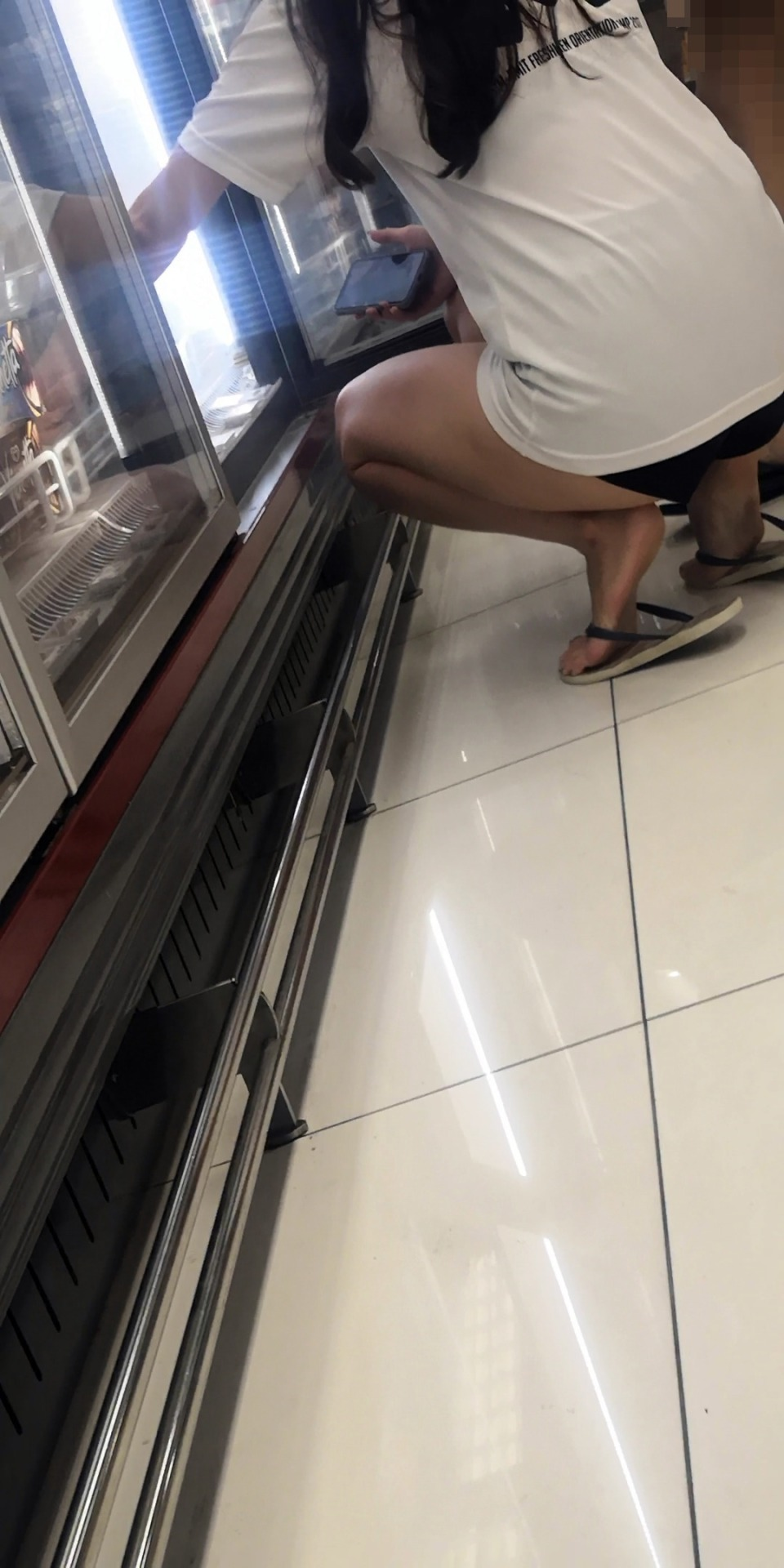 Chinese Chio Bu Nude And Bikini And Hot Pants And Butt Cheeks