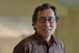 Veteran diplomat Bilahari Kausikan to retire after 37 years of service,  Singapore News & Top Stories - The Straits Times