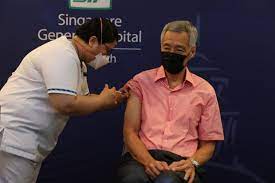 PM Lee Hsien Loong receives his Covid-19 booster jab - SingHealth