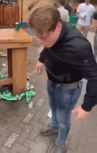 1713743714164.gif