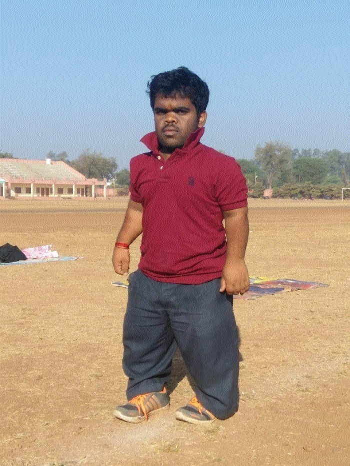 2_11_53_43_First-male-dwarf-of-CG-qualifies-for-national-para-competition_1_H@@IGHT_933_W@@IDT...jpg