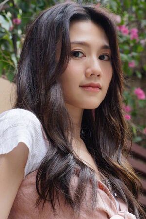 300px-Chrissie_Chau.jpg