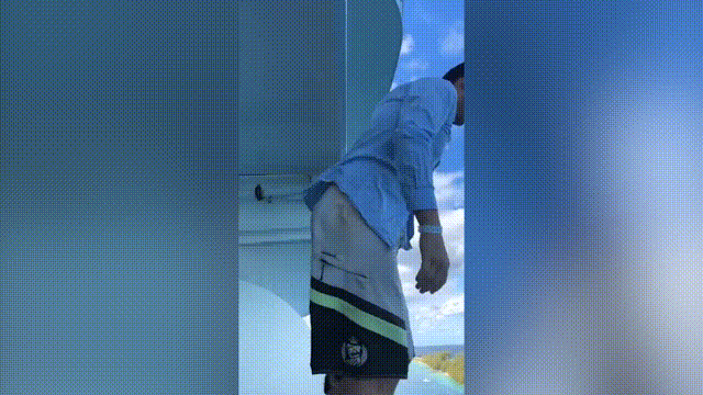 5c41efcfe4b078f0fafe64d0_1450955028646-chsuqu_t_1547825106230_640_360_400.gif