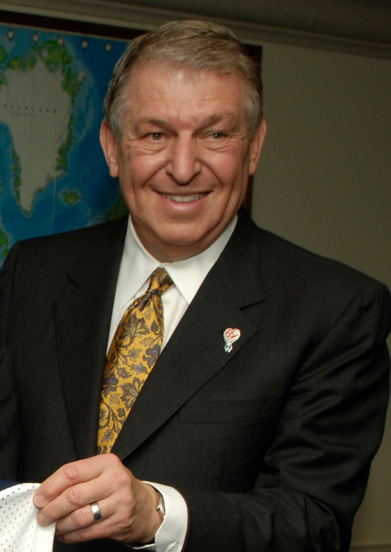 800px-Colangelo.jpg