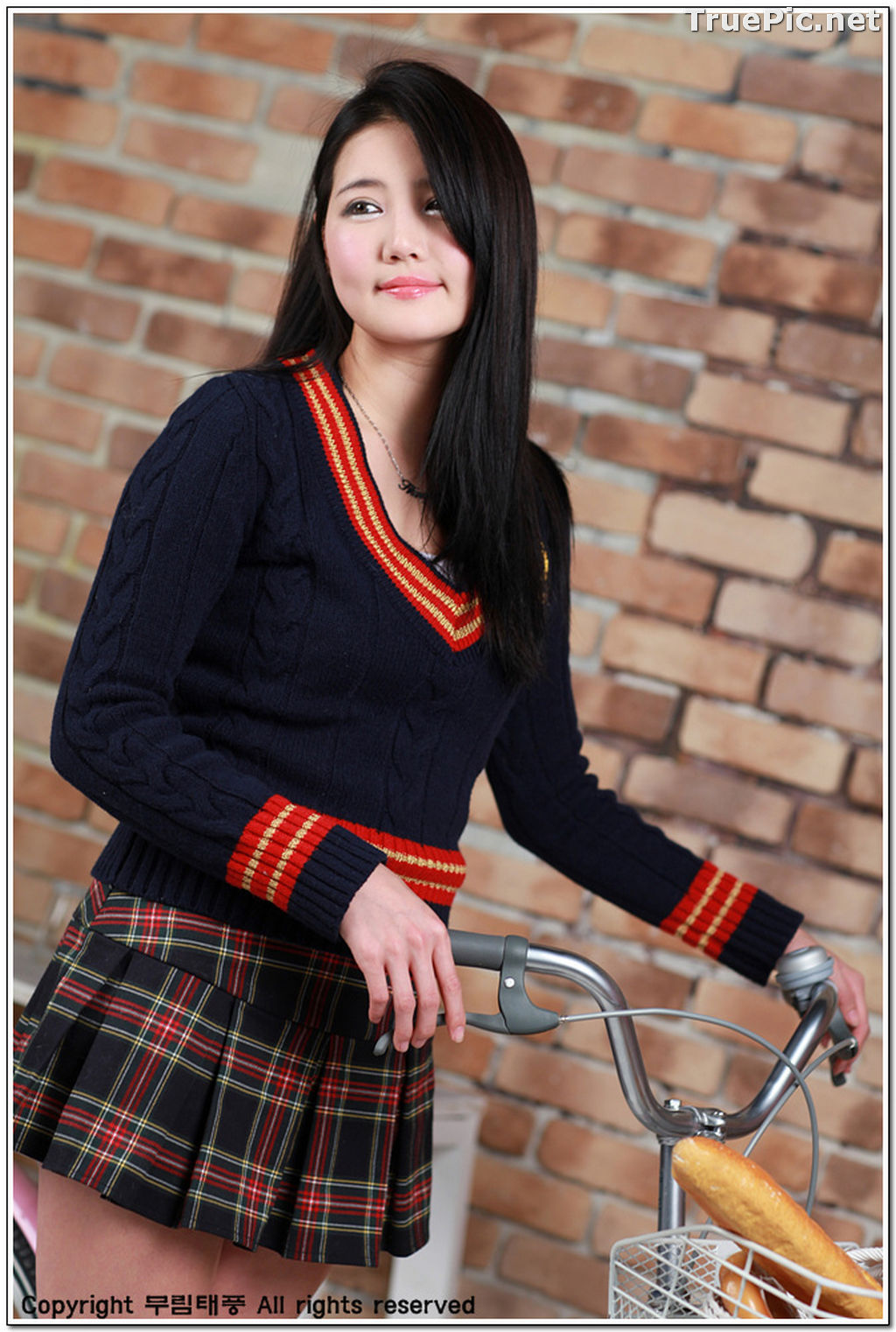 Best-Beautiful-Images-Of-Korean-Racing-Queen-Han-Ga-Eun-5-TruePic.net (10).jpg