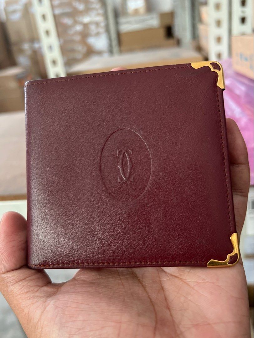 cartier_leather_bi_fold_vintag_1681367228_908d8a29_progressive.jpg