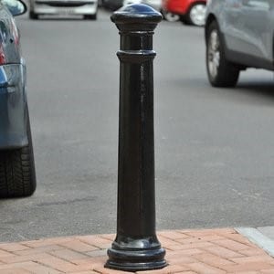 Cast-iron-Bollards.jpg