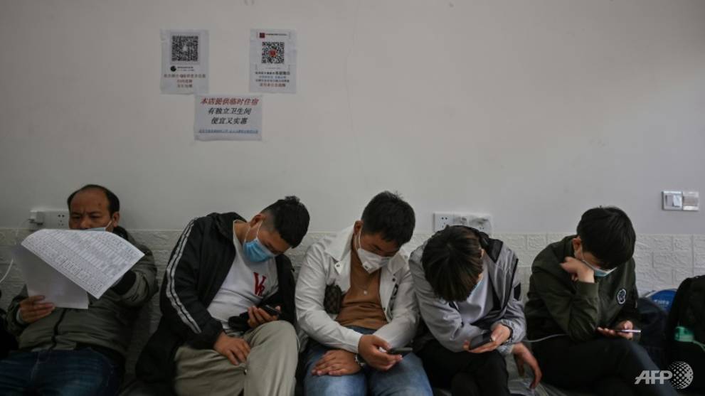chinese-brokerage-zhongtai-securities-last-week-estimated-joblessness-at-20-5-percent-15882159...jpg