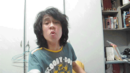 EBE5A019-58B5-4C8D-A99F-1AA4BFCAB69A.gif