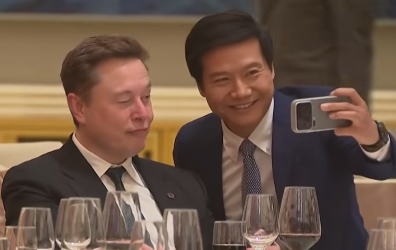 elon.jpg