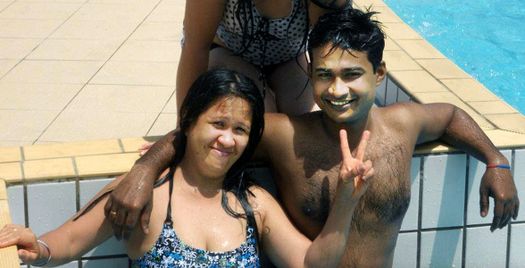filipino-maids-bangladeshi-worker-singapore.jpg
