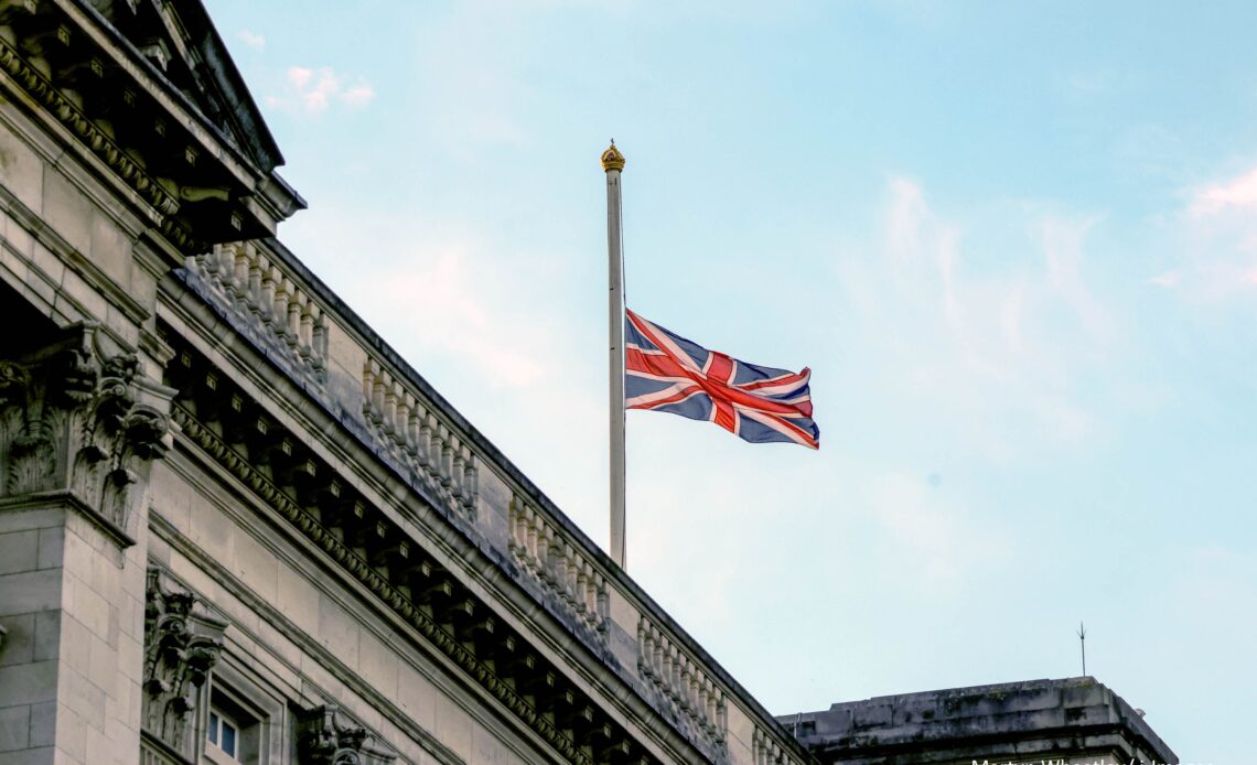 flag-at-half-mast-1140x694.jpg