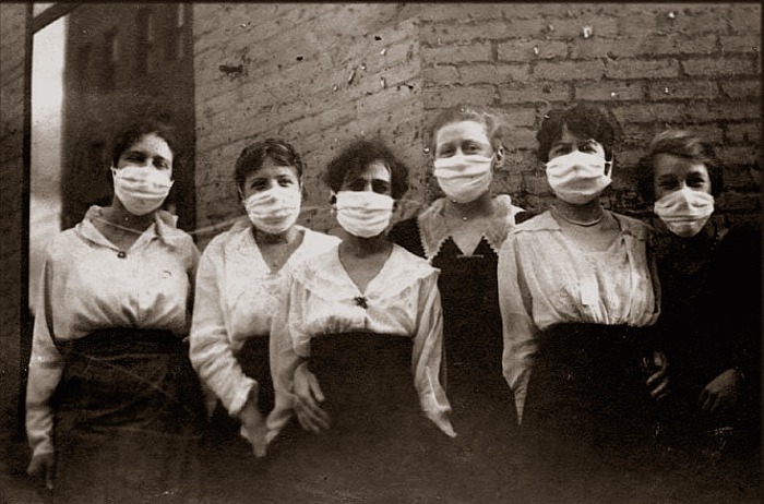 flu_masks_1918_19.jpg