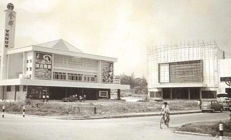 golden-city-and-venus-theatres-queenstown-1964-e1361932861334.jpg
