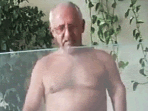 GrimaceBate.gif