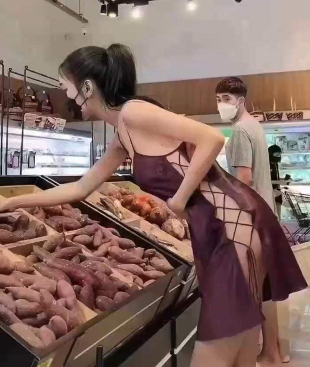 Groceries.jpg