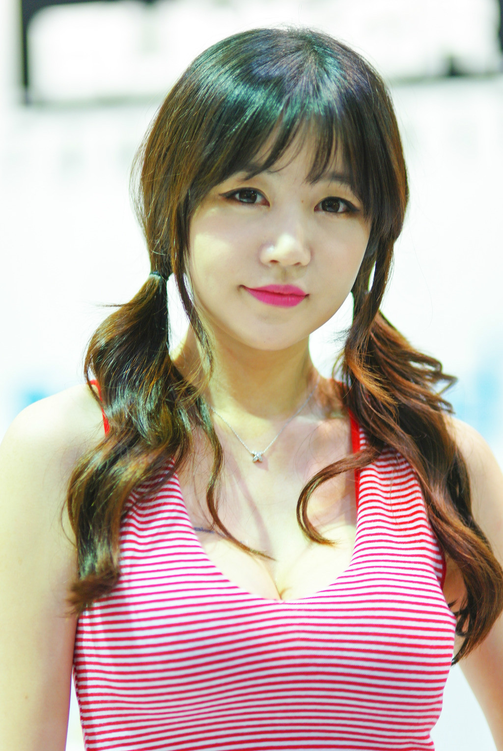 Hong Ji Yeon At SAS 2014-25.jpg