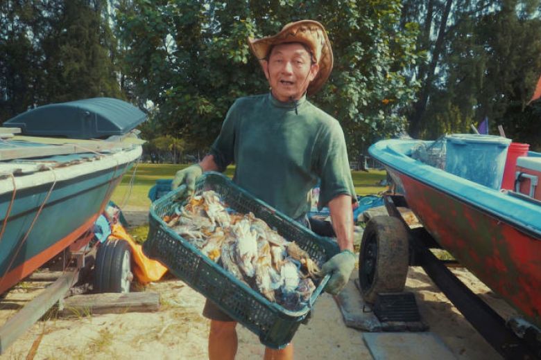 hzfisherman0813.jpg