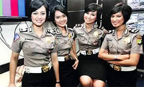 Indon Police Chicks.jpg