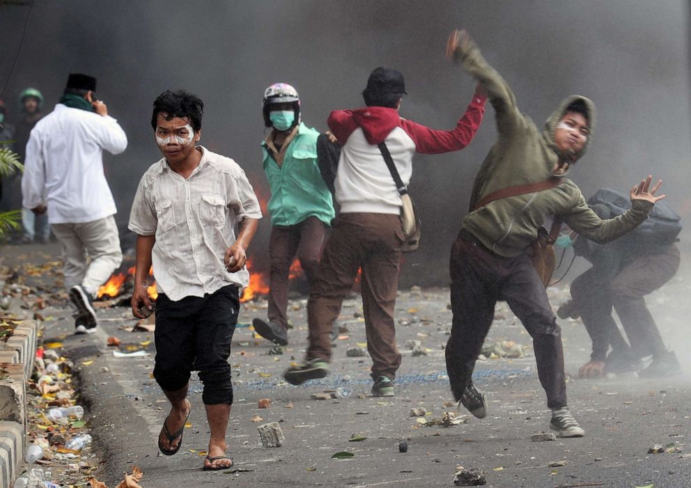 jakarta-riots-sh-ml-190522_hpEmbed_17x12_992.jpg