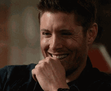jensen-ackles-hot.gif