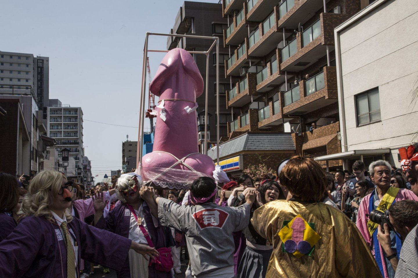 kanagawa-kanamara-penis-festival-183463.jpg