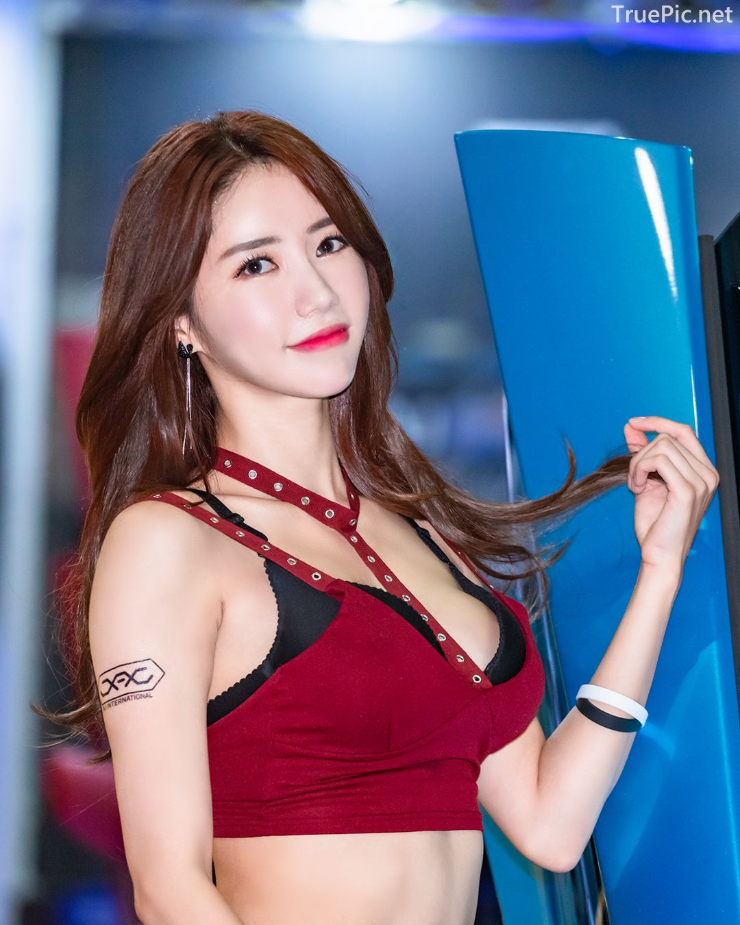 Korean Racing Model - Im Sola - Seoul Auto Salon 2019 (94).jpg