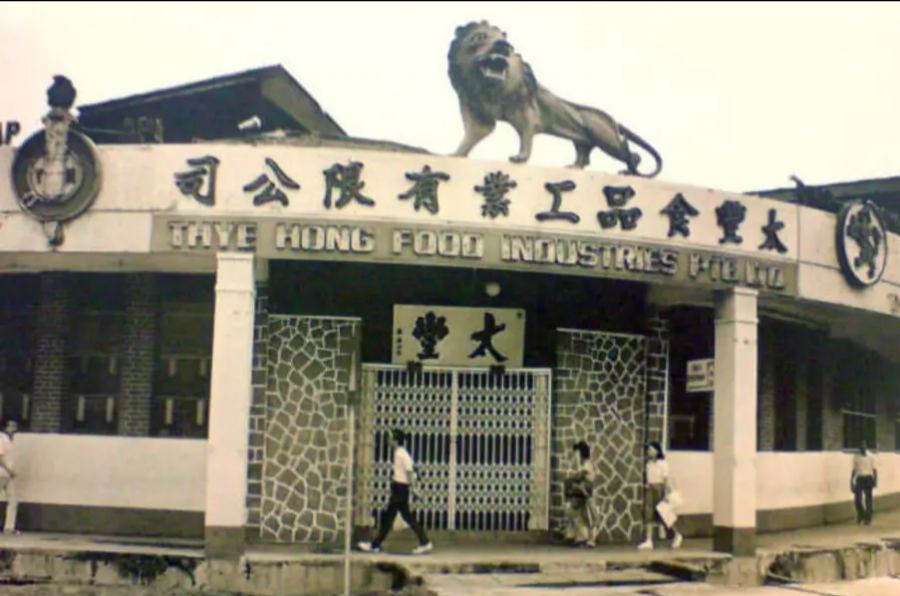 Lion.jpg