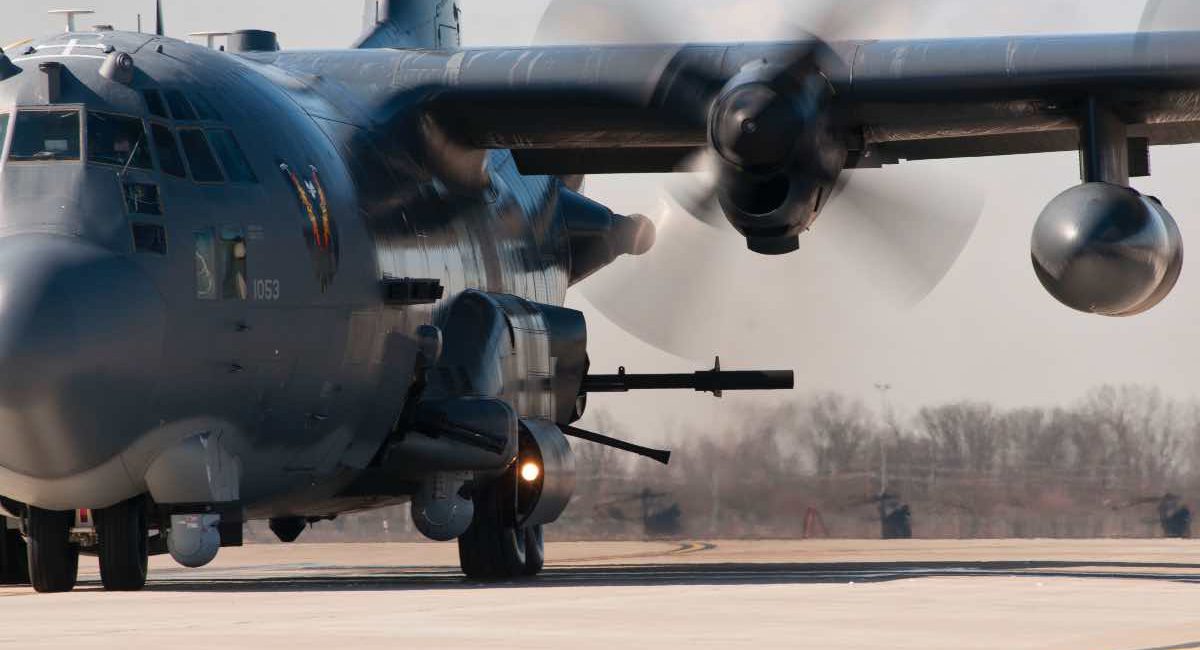 Lockheed-AC-130U-1200x650.jpg