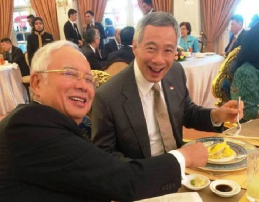 Najib-Razak-and-Lee-Hsien-Loong-Sharing-Durian.jpg