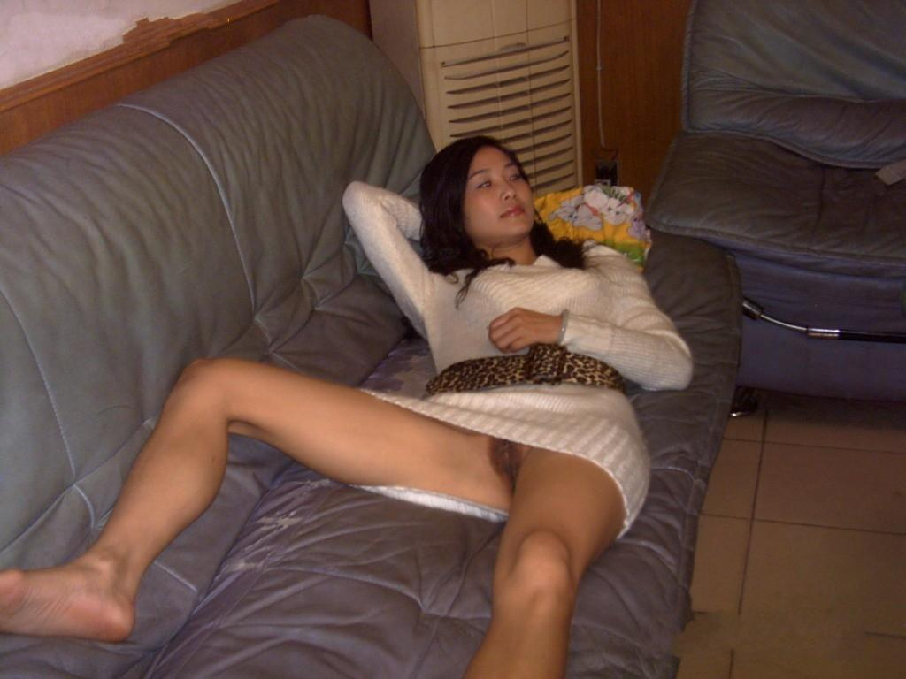 PRC Chick Flashy And Uncensored www.GutterUncensored.com 007.jpg