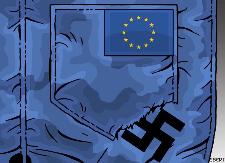 ripped__enrico_bertuccioli_WemrsHM.jpg