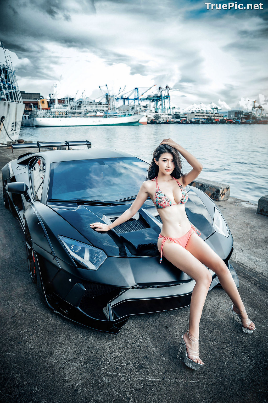 Taiwanese-Model-Femi-Sexy-Beautiful-Girl-and-Supercars-TruePic.net (12).jpg
