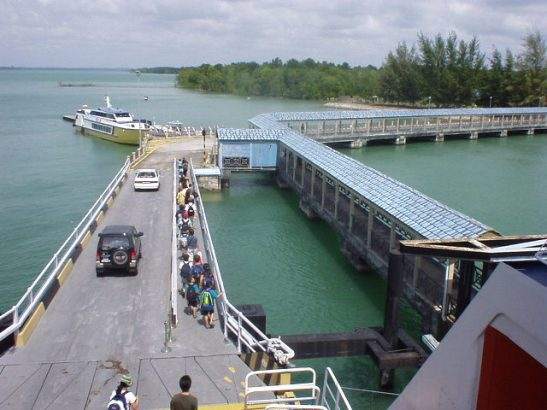 Tanjung-Belungkor-Ferry-Terminal.jpg