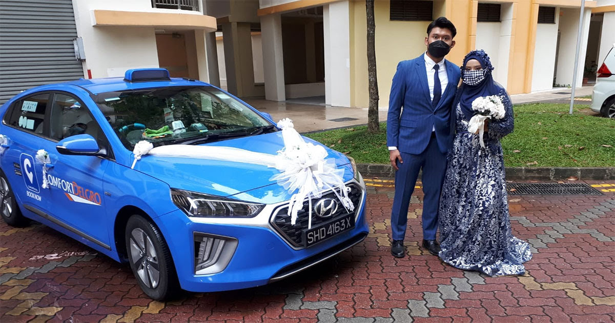 taxi-wedding-car-couple-singapore.jpg