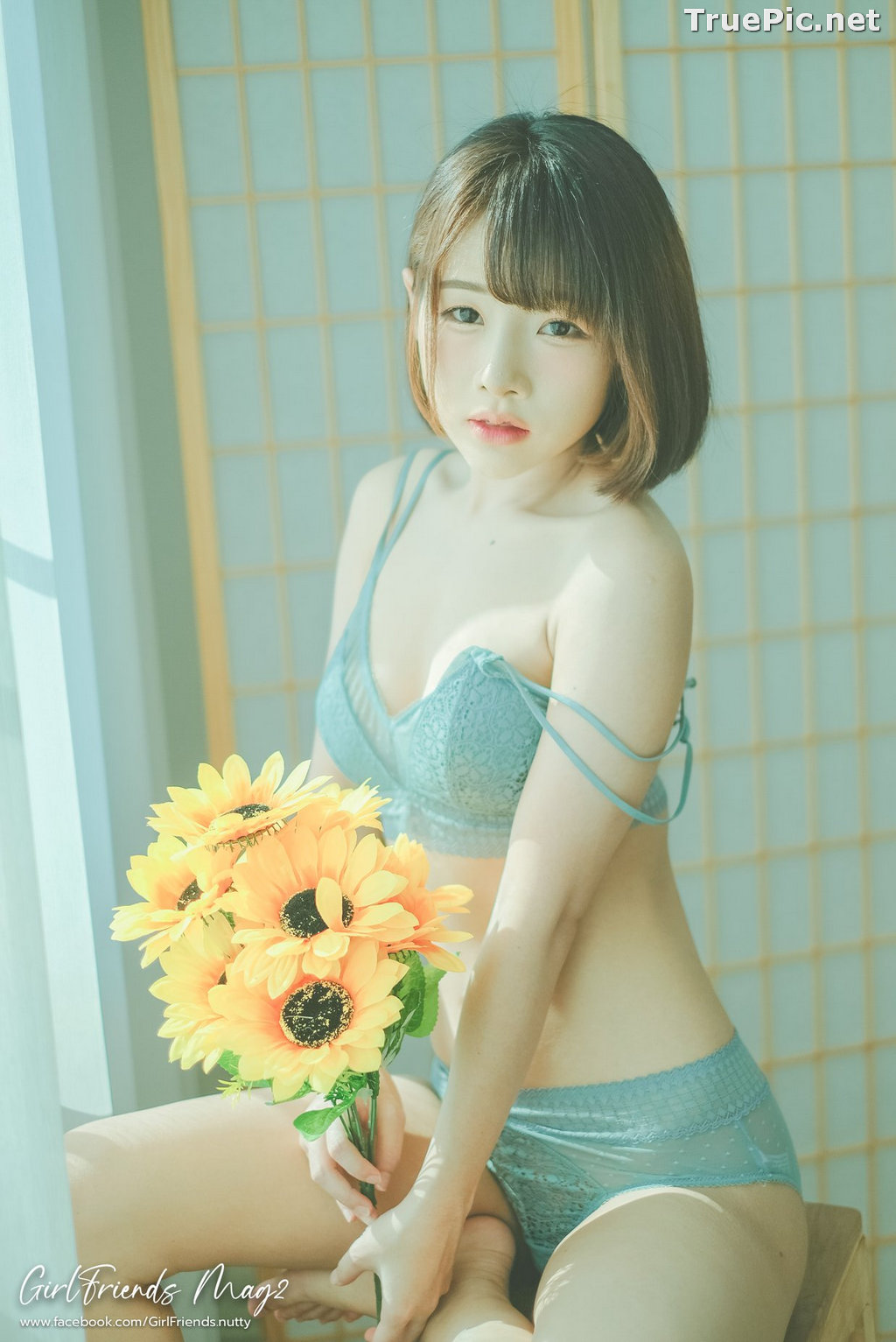 Thailand-Model-Ar-Yumi-Sun-Flower-and-Light-Blue-Lingerie-TruePic.net (14).jpg