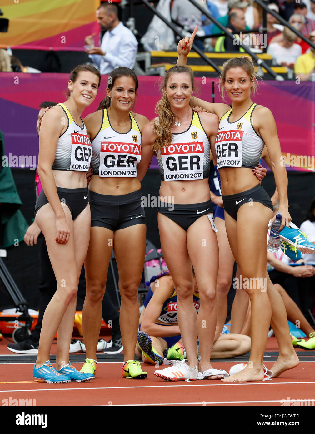 the-german-womens-4x400m-relay-team-ruth-sophia-spelmeyer-nadine-gonska-JWFWPD.jpg