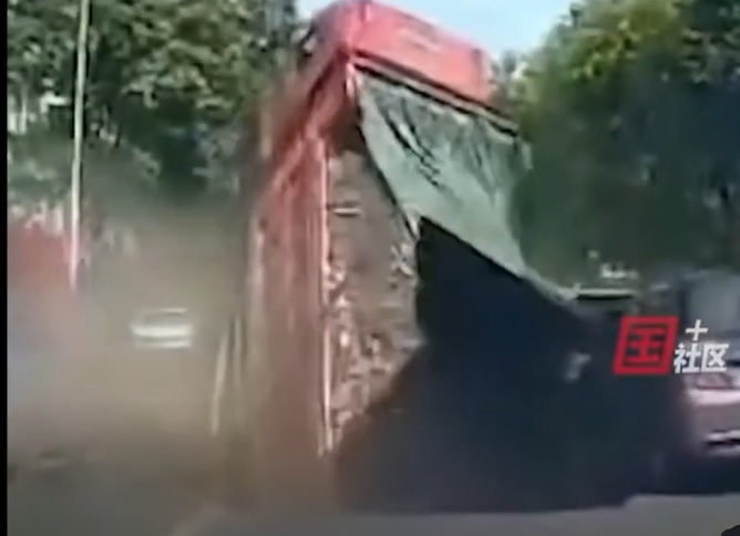 track1-1.jpg