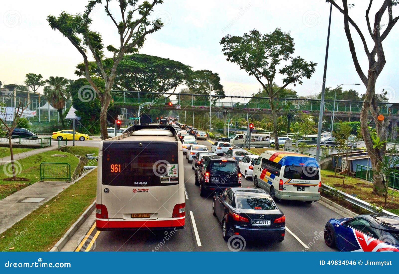 traffic-congestion-along-main-road-singapore-early-morning-peak-hour-jam-dunearn-january-49834...jpg