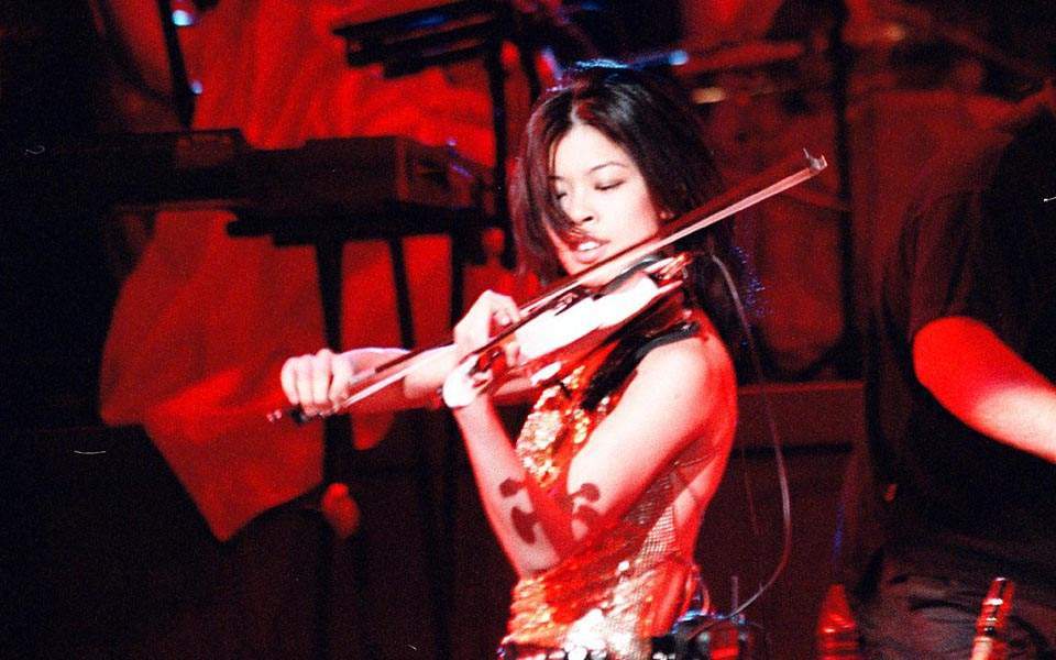 vanessa-mae-thumb-large.jpg