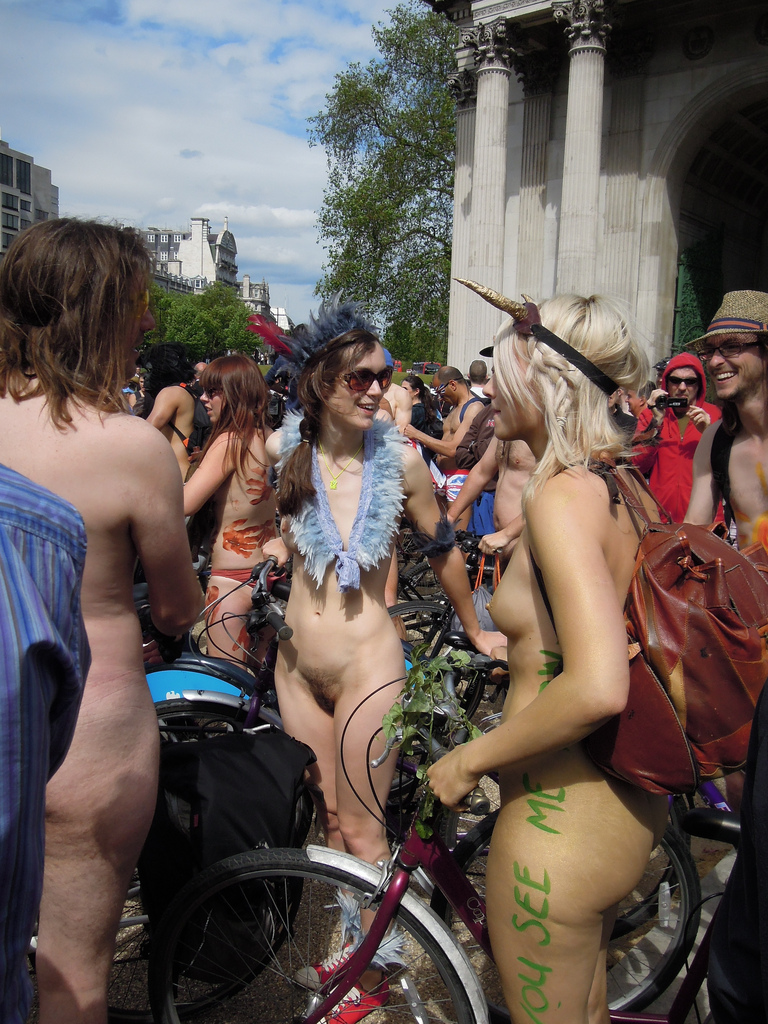 world-naked-bike-ride119.jpg