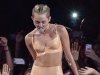 miley-cyrus-had-the-craziest-performance-of-the-vmas.jpg
