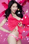 Ngoc Trinh10-2.jpg