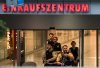 3682C5E500000578-3703705-Police_officers_respond_to_a_shooting_at_the_Olympia_Einkaufzent-a-28_1.jpg