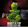 heres-atip-let-miss-piggy-win-3571021.png